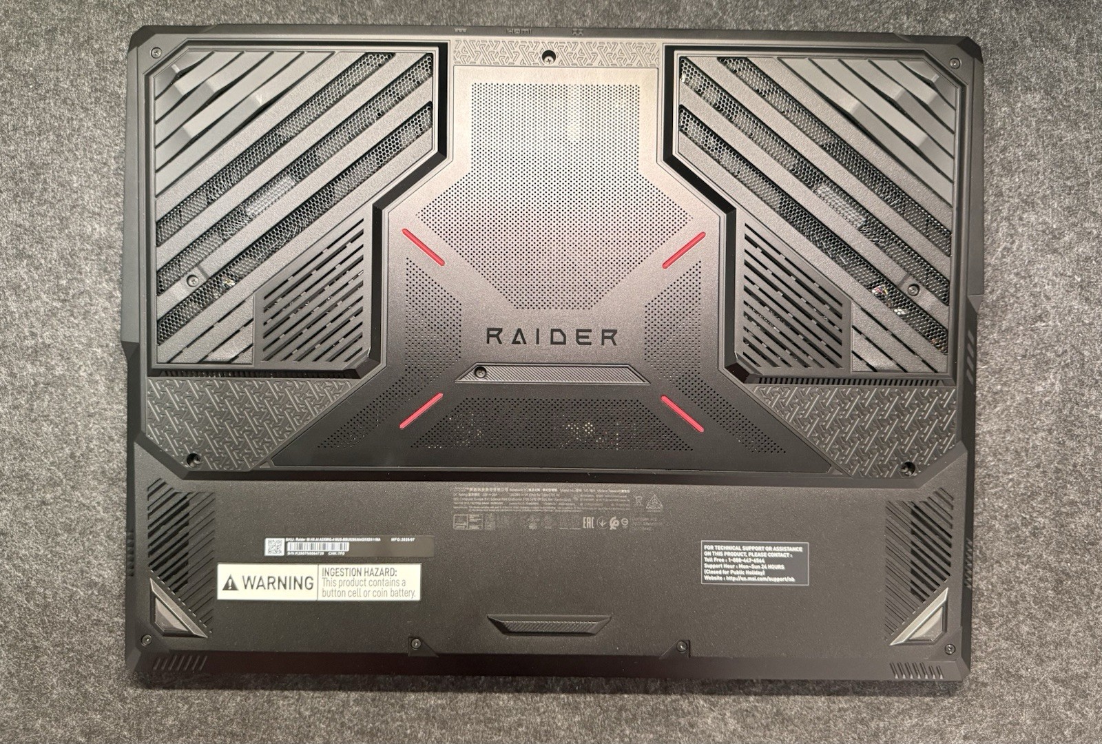 MSI Raider 18” HX Laptop Core Ultra 9 RTX 5080 64GB RAM 2TB SSD
