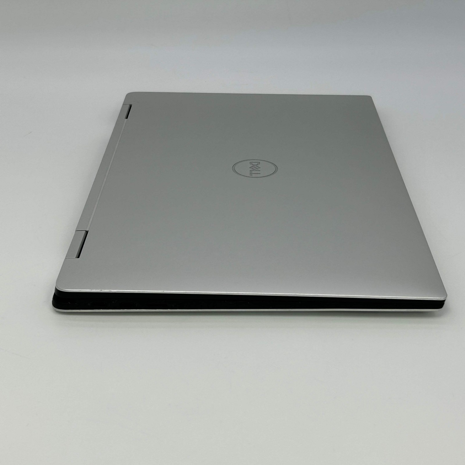 Dell XPS 15 9575 15.6″ Touch 2-in-1 Laptop – i7-8705G 3.10GHz 16GB RAM 256GB SSD