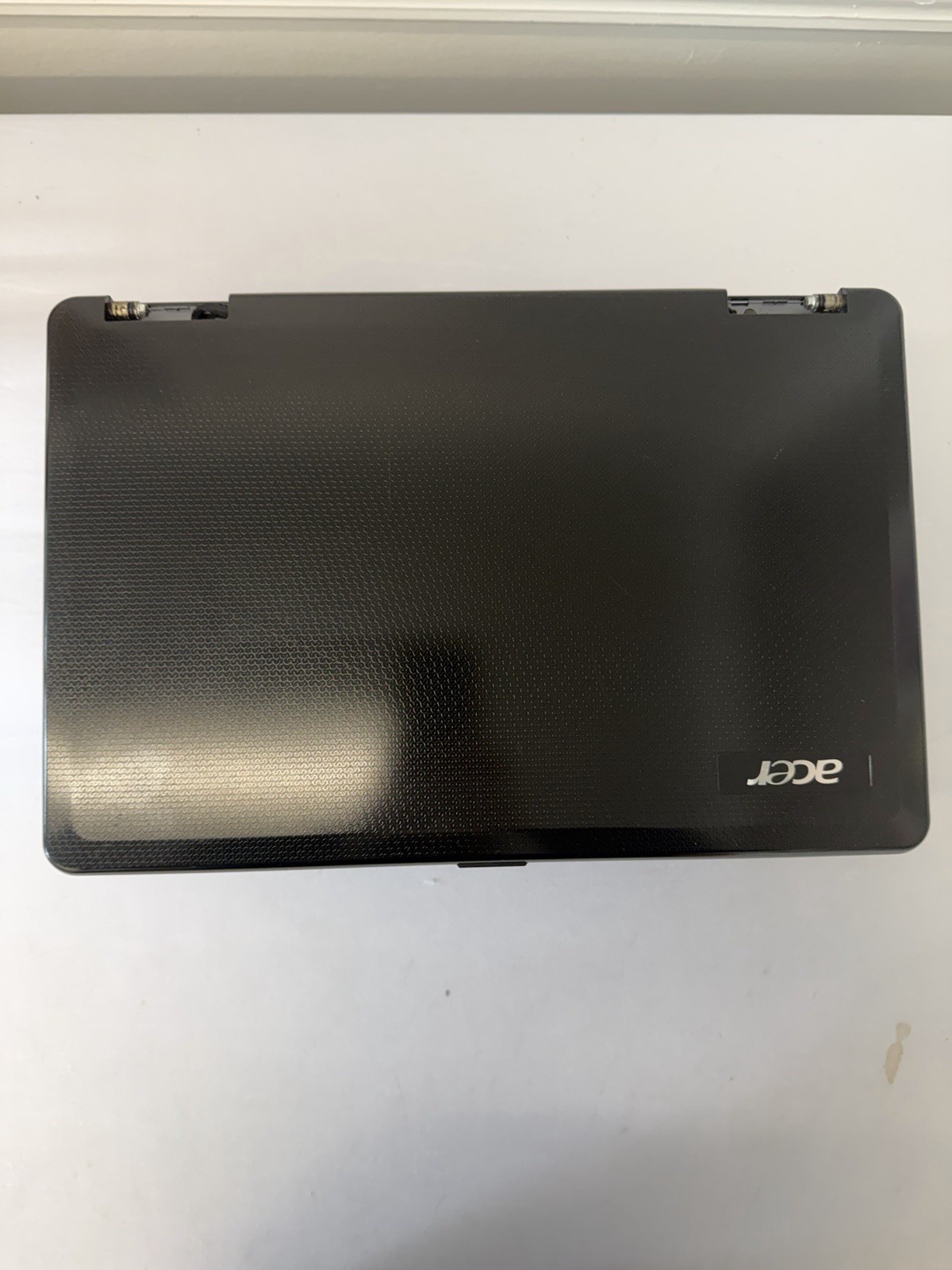 Acer Aspire 5517 Laptop – Good Screen – AMD Athlon 64 TF-20 – Read Des