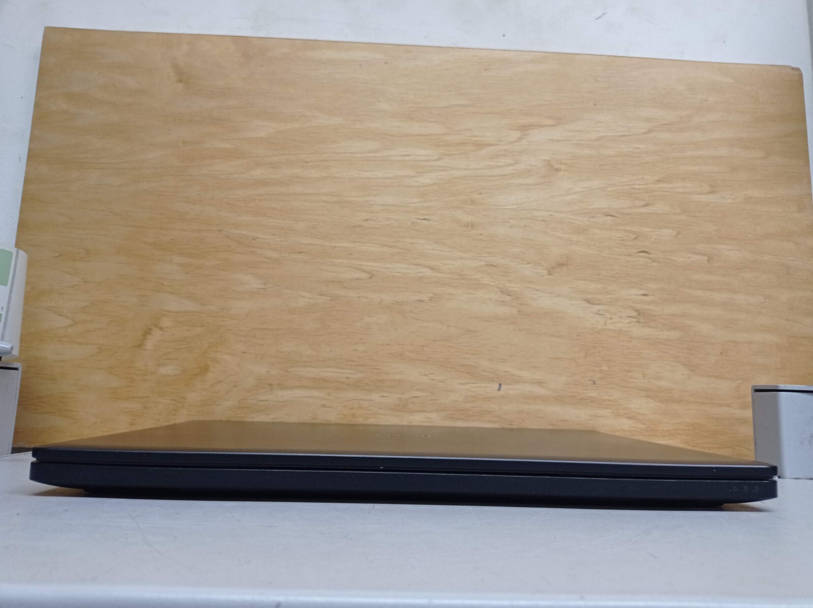 Dell Latitude 3560 Pentium 3825U 1.9 GHz 8GB RAM 500GB HDD 15.6″ w/Charger Win11