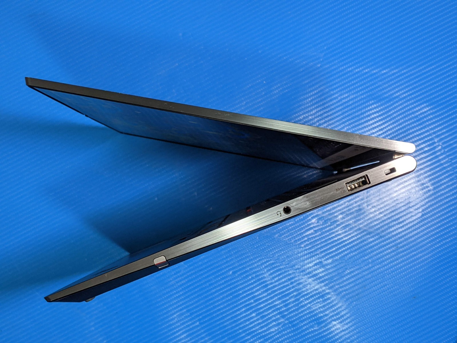 Lenovo ThinkPad X1 Yoga Gen 6 14″ UHD+ TOUCH i5-1135G7 2.4GHz 16GB 512GB +PEN+PA