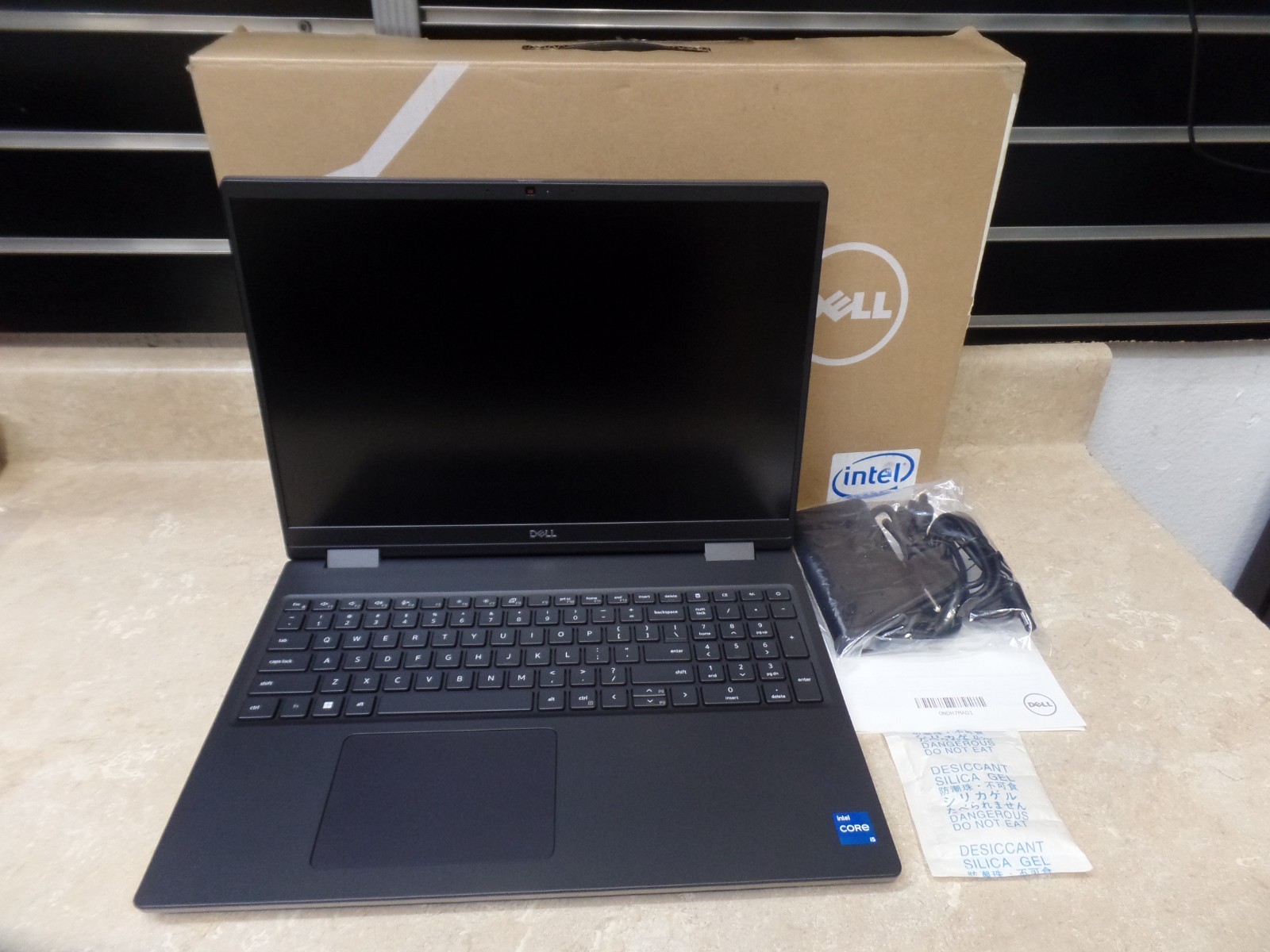 Dell Precision 7680 i5-13600HX 16GB 256GB SSD FHD+ 1920×1200 CMRA W11P WTY 2028