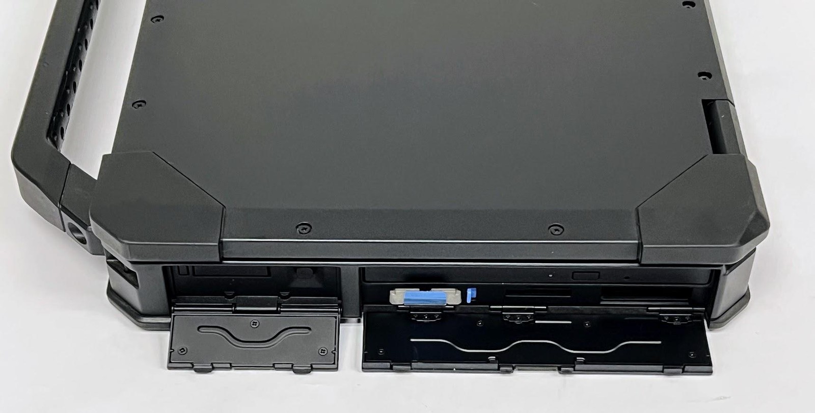 Dell Latitude 5424 Rugged – i5-8350U, 8GB RAM, 240GB SSD, Touchscreen, LTE #022