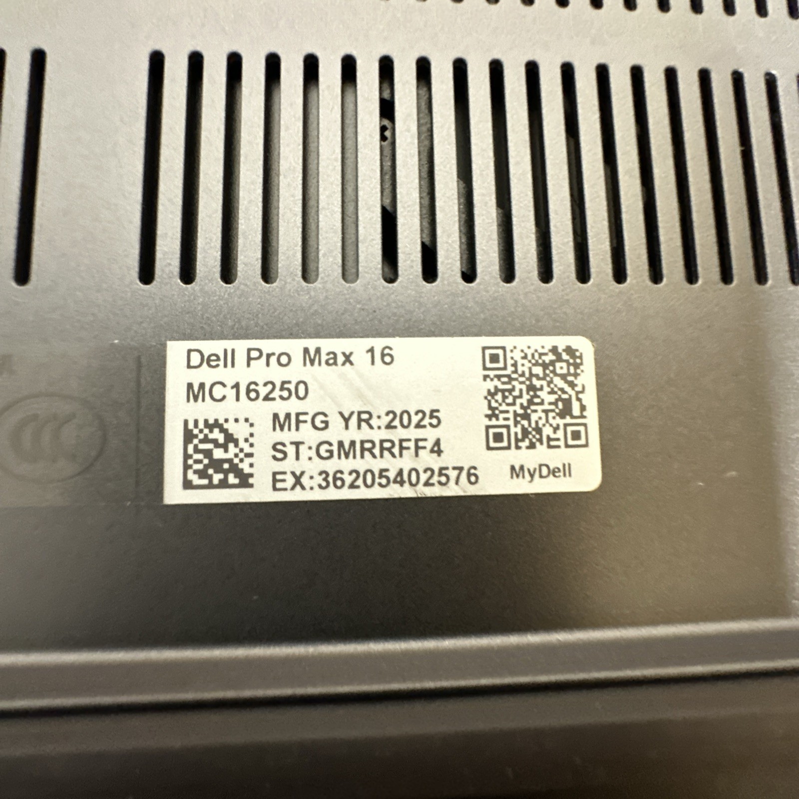 Dell ProMax 16 MC16250 Intel Ultra 7 265H Intel Arc Pro 140T 8GB 16GB 256GB