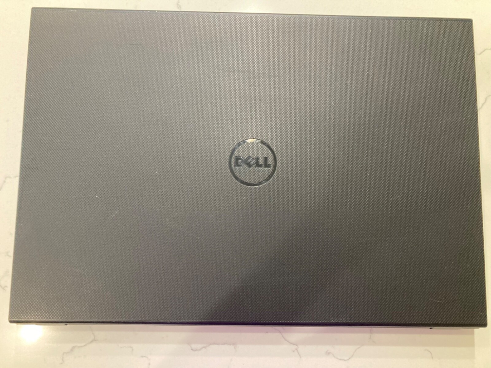 Dell 15 3000 Series Model AMD E16010
