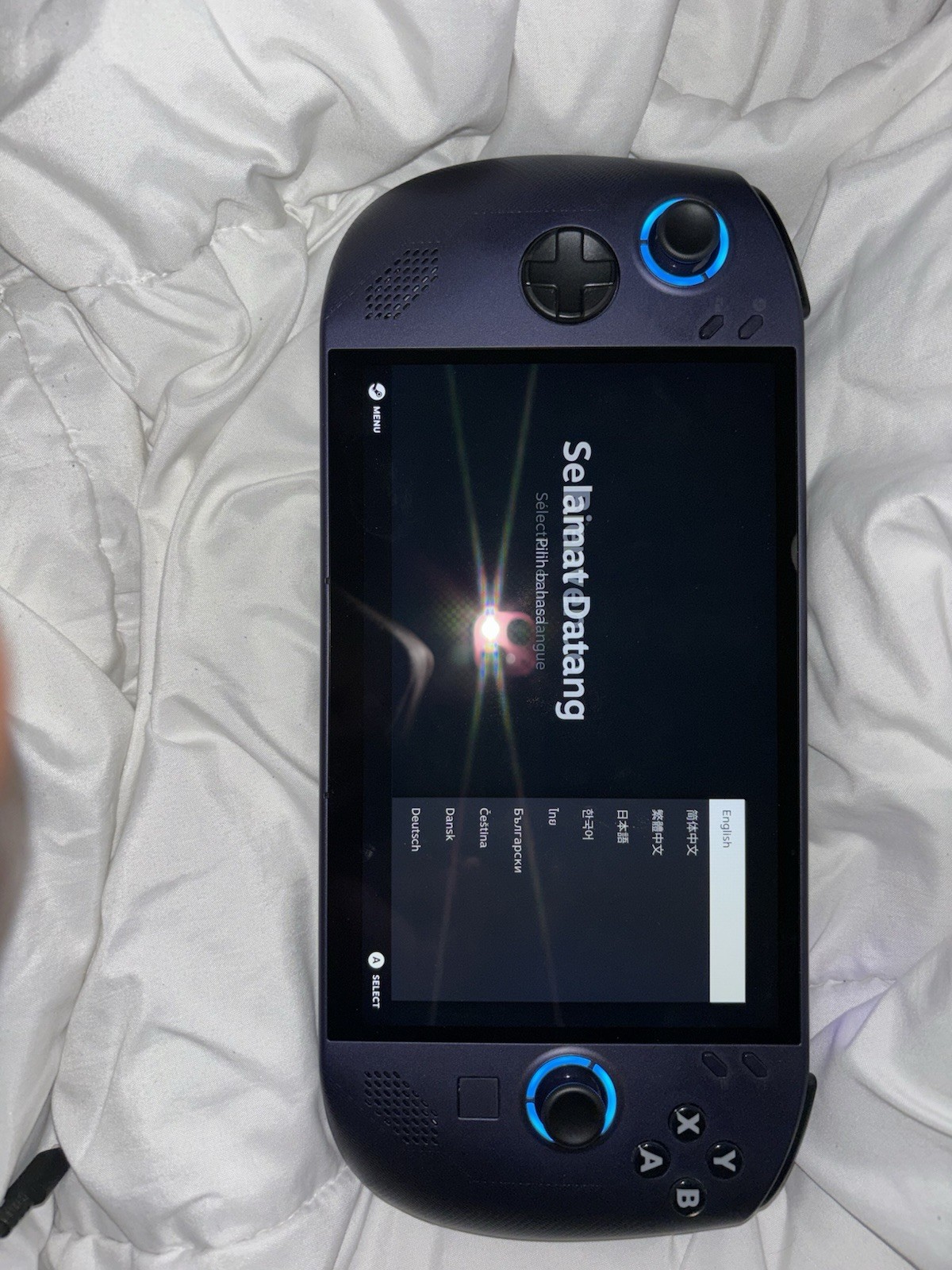 Legion Go S 8″ 120Hz Gaming Handheld