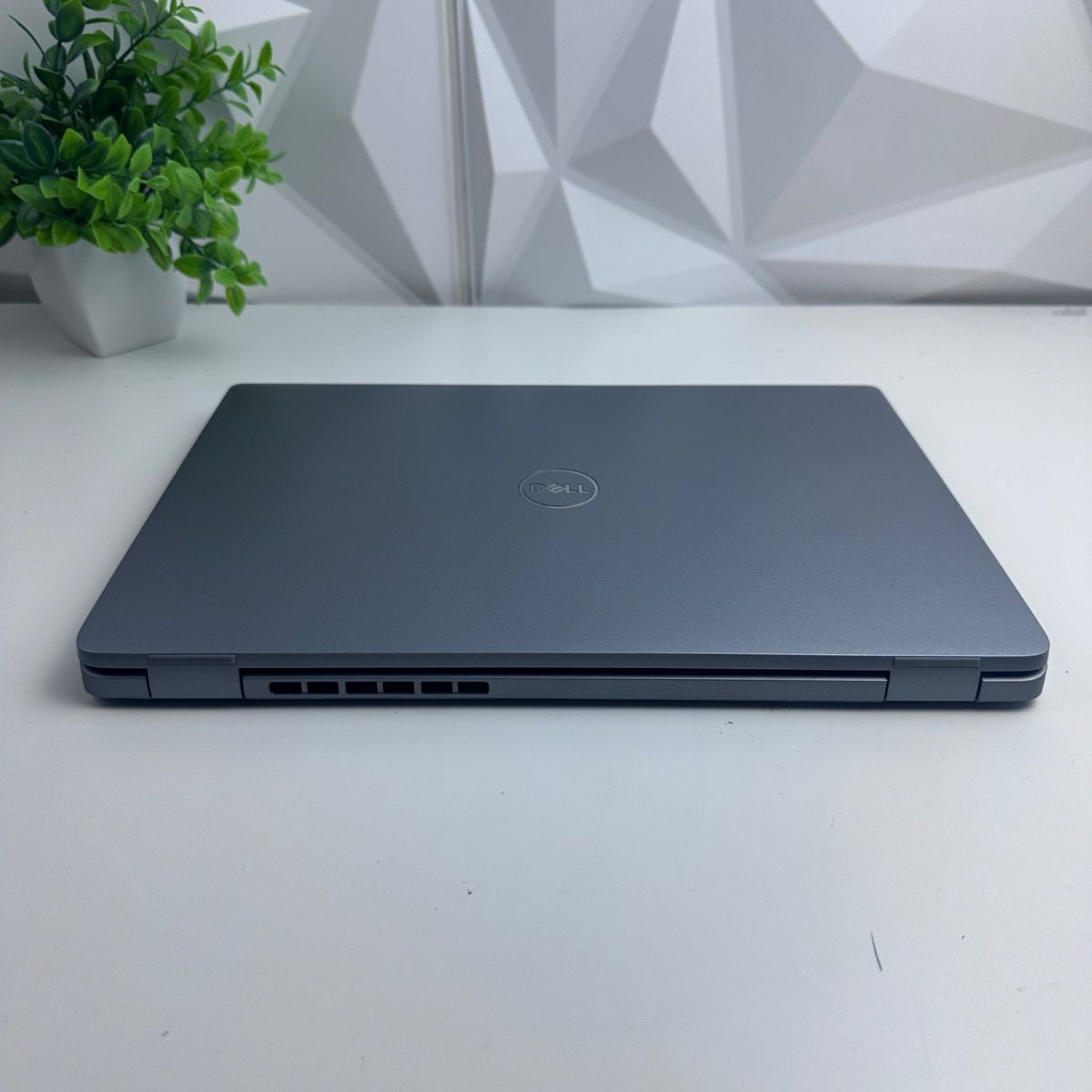 DELL Latitude 3340 Laptop, 13.3″ FHD, i5-1345U, 16GB, 256GB SSD *Please READ*