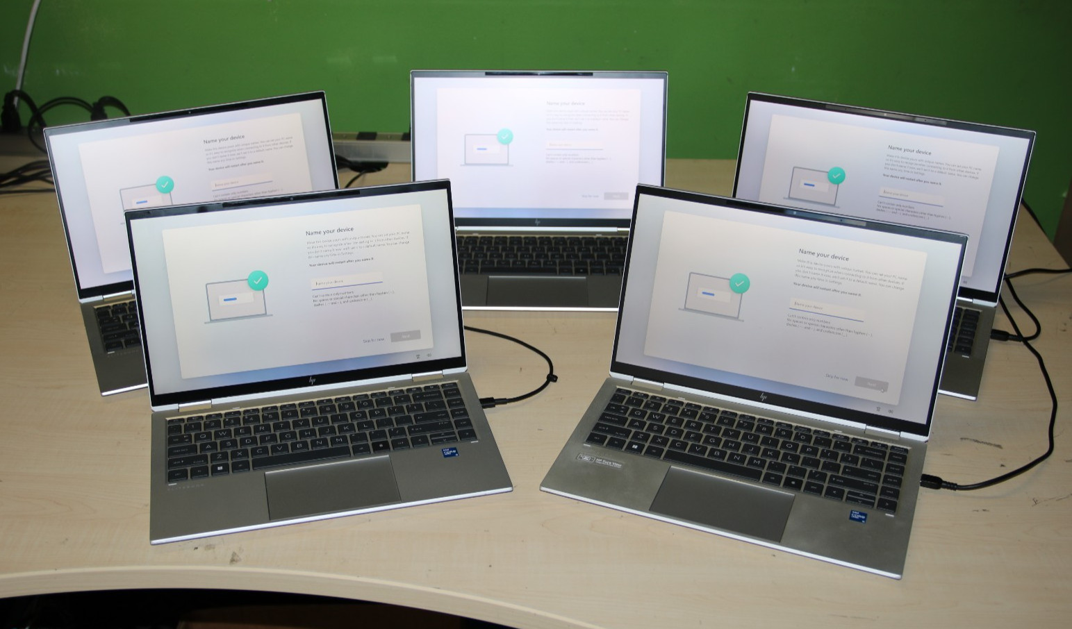 HP EliteBook x360 1040 G8 – i5-1145G7 – 16GB, 256GB, Windows 11 – Lot of 5 +ADP