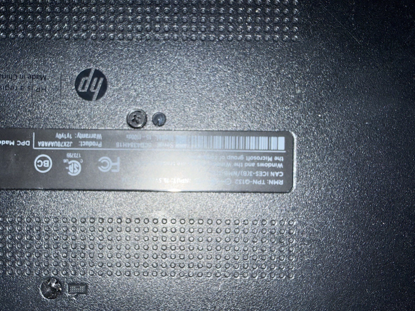 HP 15-f305dx AMD A6 5200 2.00GHz 4GB RAM 15.6″ No OS hdd And Ram Included