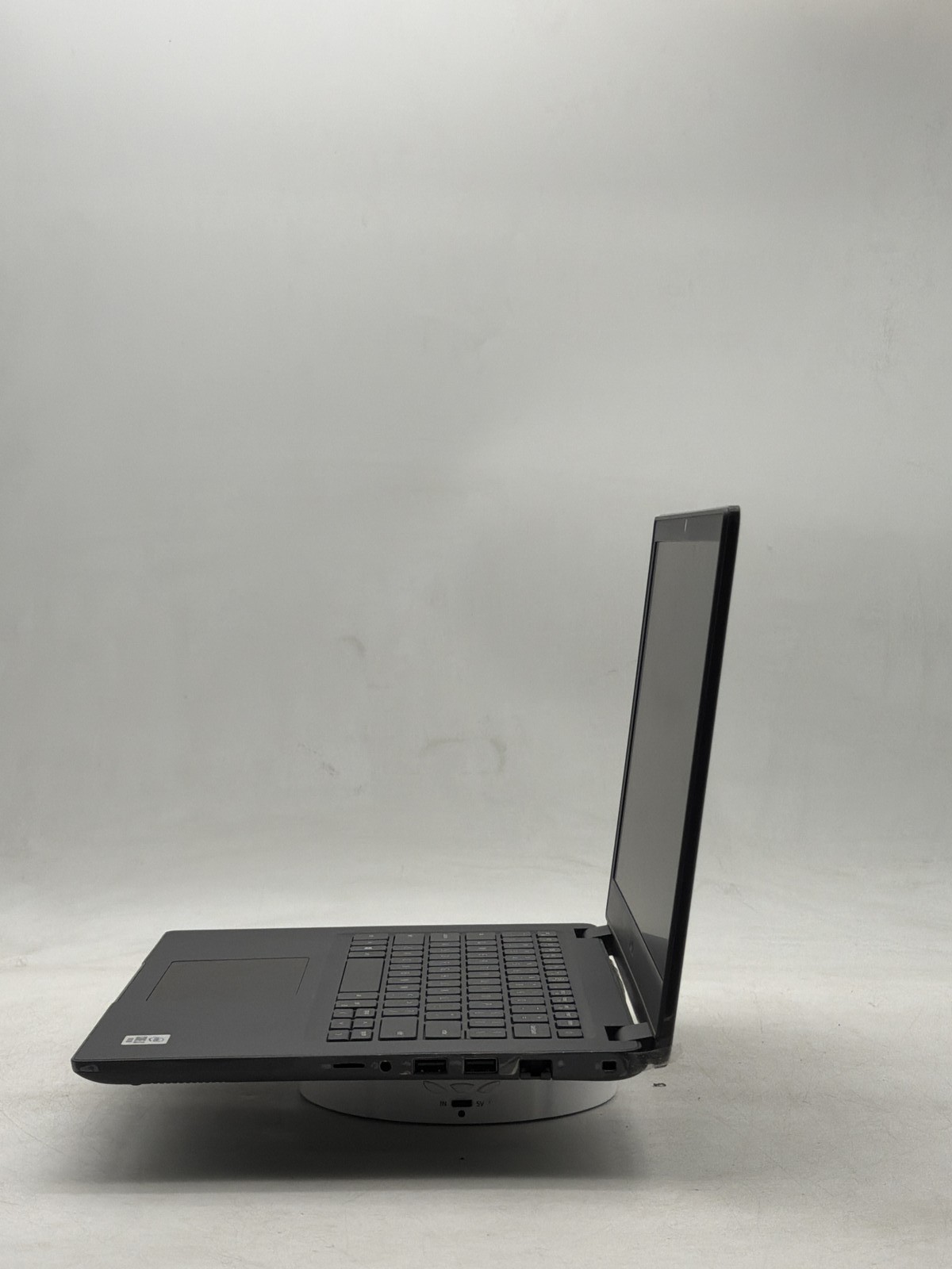 Dell Latitude 3410 i3-10110U 14″ 8GB 128GB NO OS {Read}