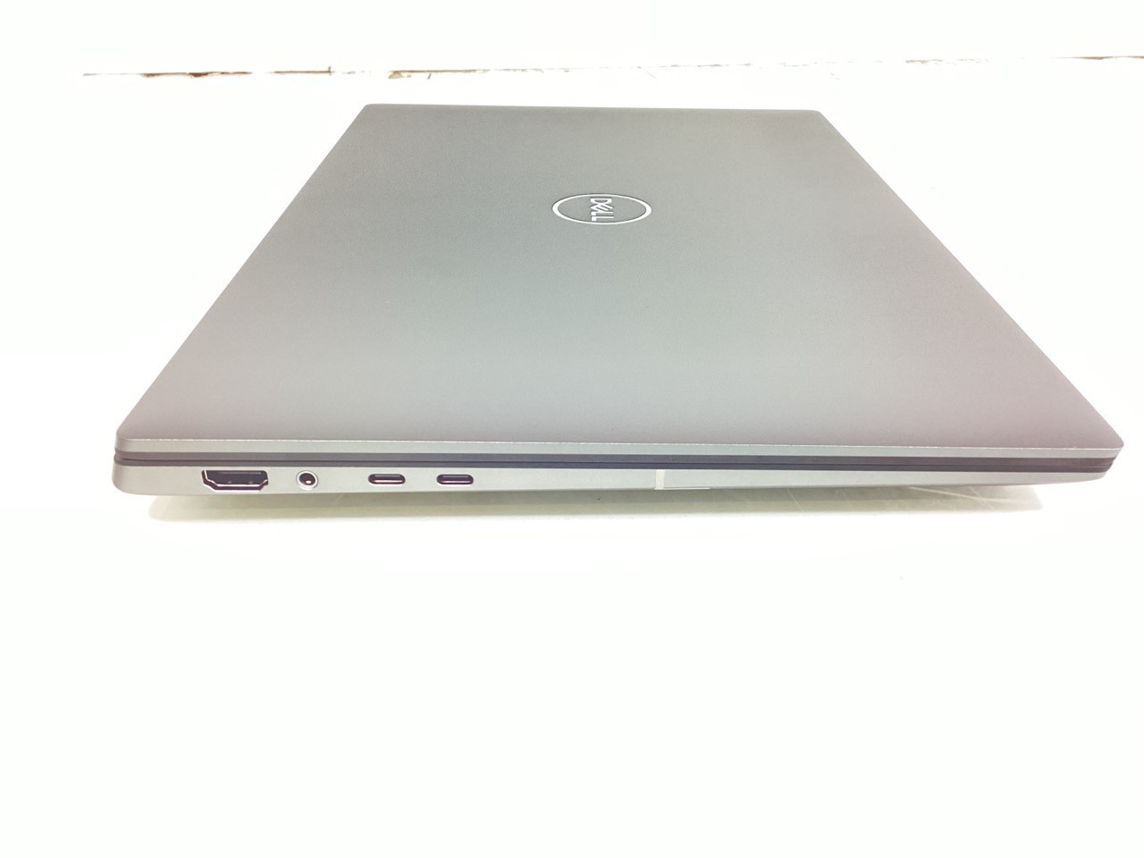 Dell Precision 5690 16″ Ultra 7 165H 32GB 512GB SSD RTX 2000 Ada – W7XCG