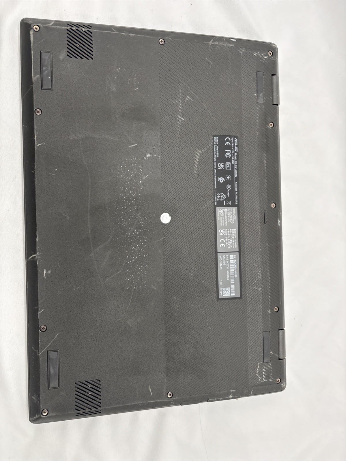 ASUS Chromebook CM14 14″ FHD Laptop MediaTek Kompanio 520 4GB RAM 64GB eMMC