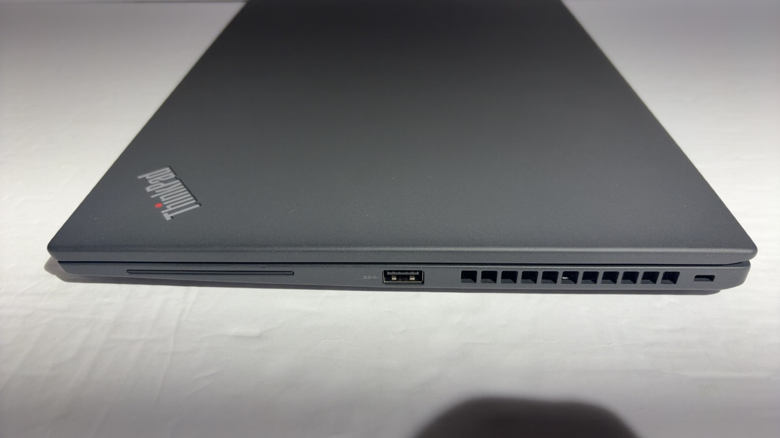 Lenovo ThinkPad T14s Gen 3 i5-1245U 16GB 512GB SSD 14″ Laptop Win 11 Pro