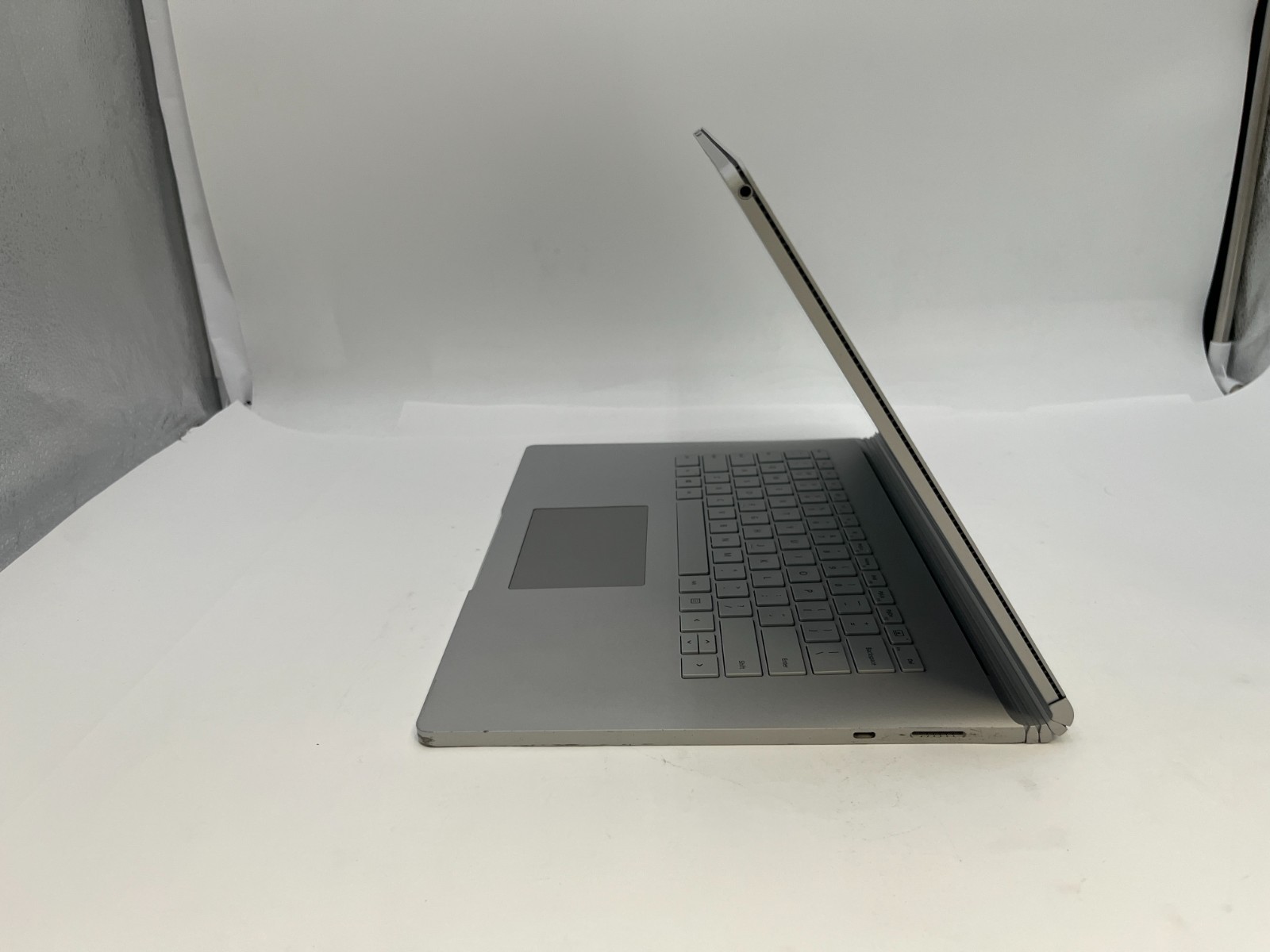 MICROSOFT Surface Book 3 15″ (1899) i7-1065G7 32GB RAM 512GB SSD WIN 11P