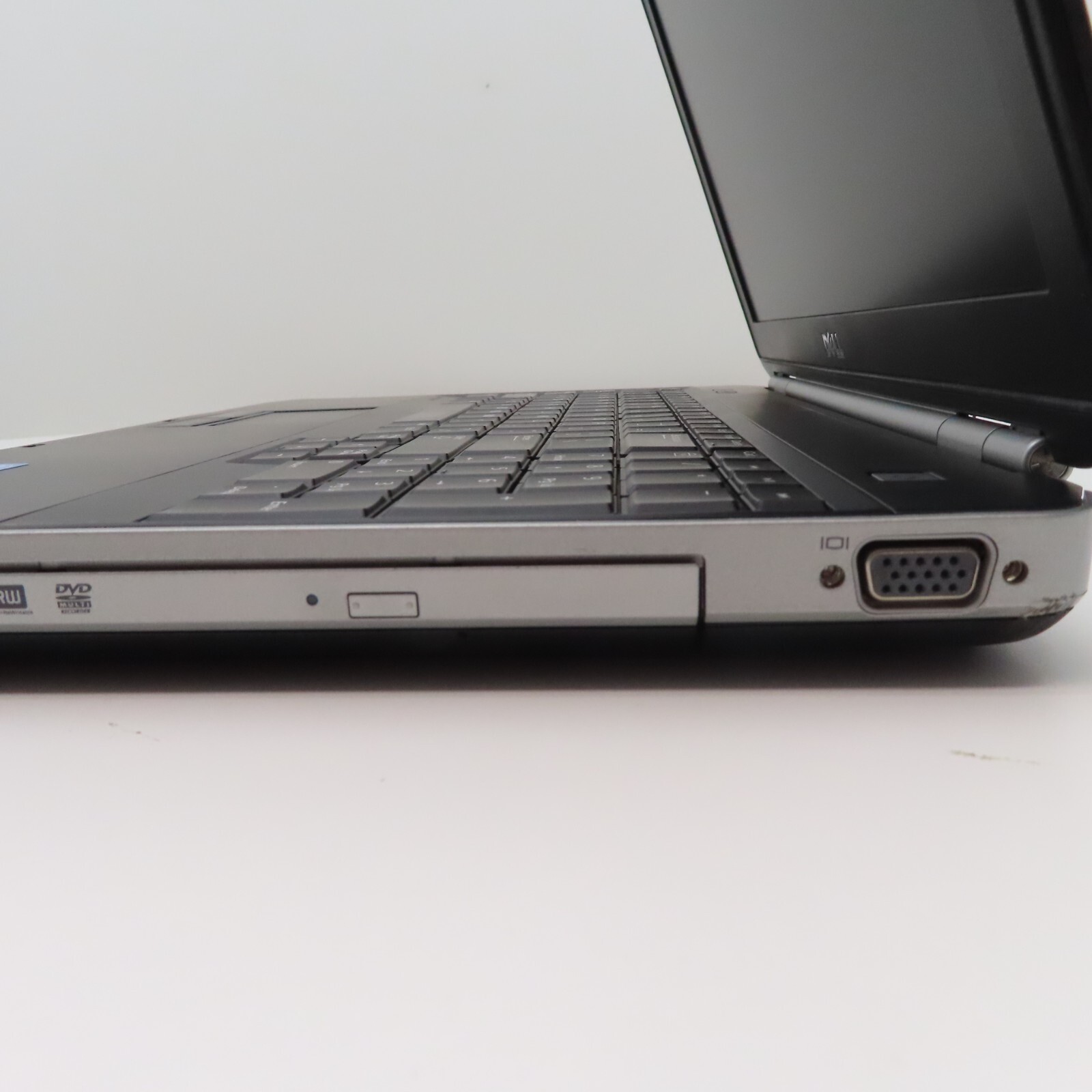 Dell Latitude Laptop Intel Core i5 2.50GHz 2 Cores 4GB DDR3 SDRAM