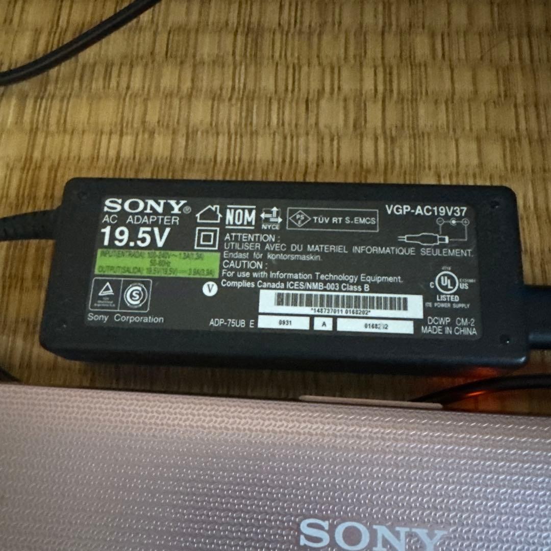 Sony VAIO VGN-NS52JB 15.4″ Pink Laptop Windows 10 Used Japan Genuine