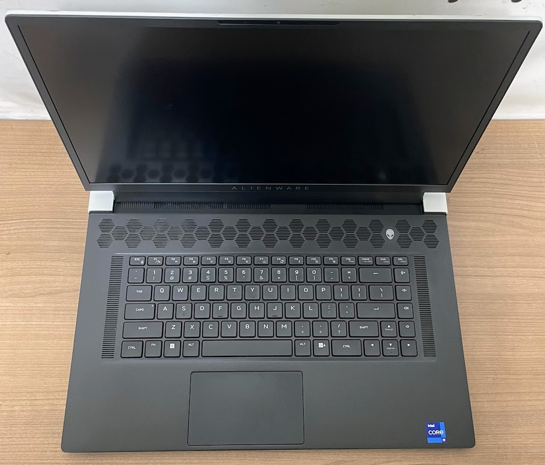 DELL Alienware x17 R2 i9-12900HK 2.5GHz 4K nVidia RTX 3080 Ti 16gb RAM 512gb SSD