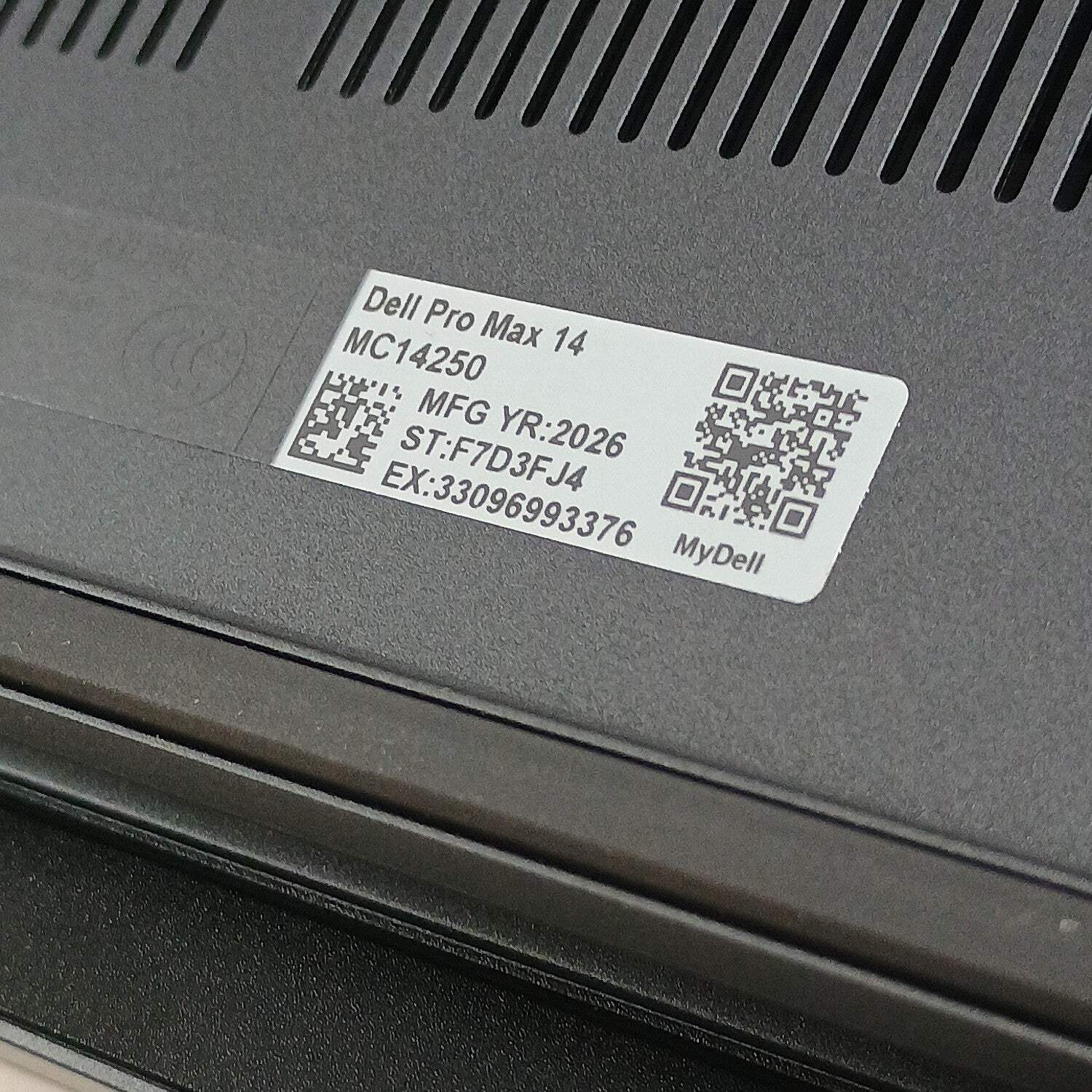 Dell Pro Max 14 MC14250 14″ Core Ultra 5 235H 2.4GHz 32GB RAM 500GB SSD