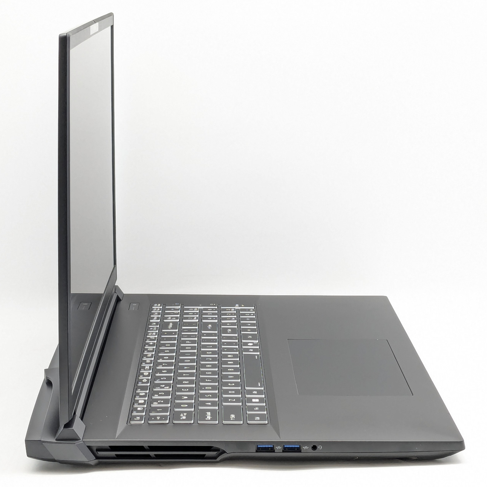 Unbranded Clevo X580WNT 18″ Ultra 9 275HX 64GB DDR5 GeForce RTX 5090 No OS