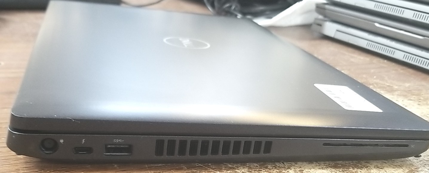 Dell Precision 3541 Laptop 15.6″ – Intel Core i5-9400H – 8 GB Ram- No SSD Read⬇️