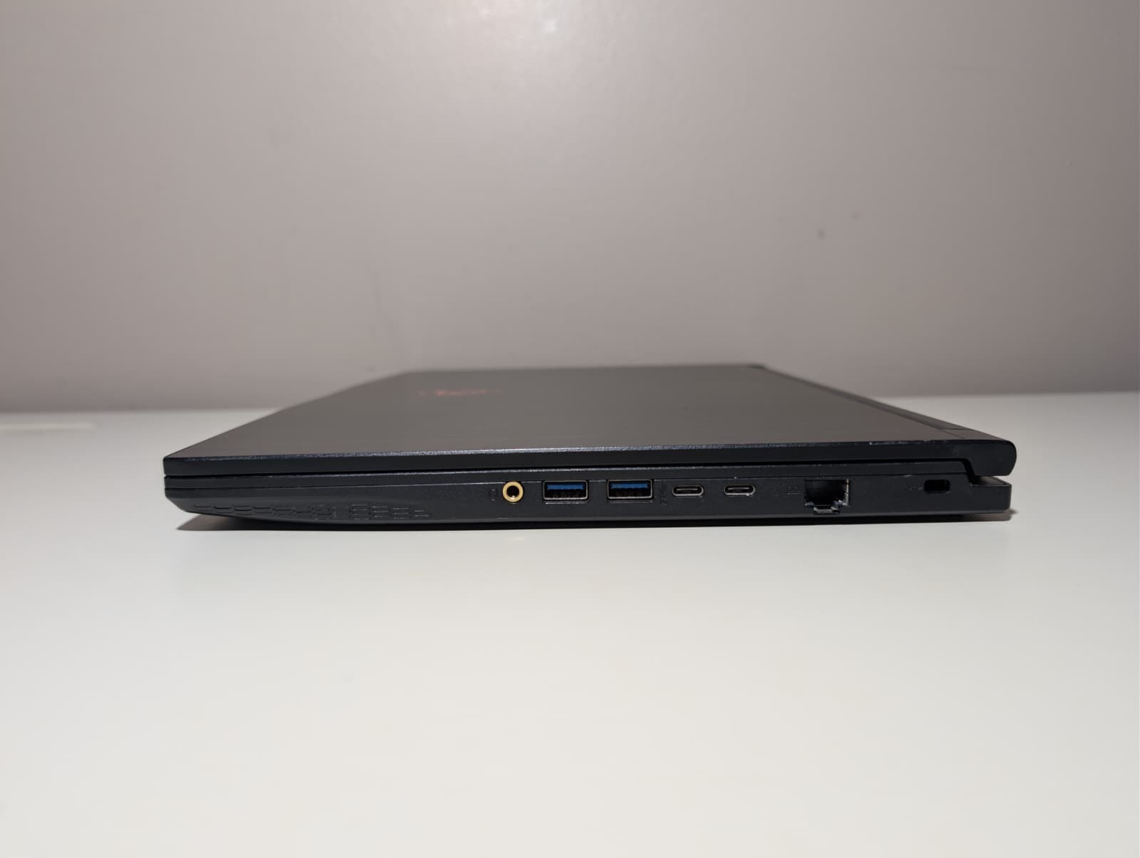 15″ MSI GF65 Thin | i7 10th Gen 32GB RAM 1TB SSD | FHD@144Hz RTX 3060 Backlit