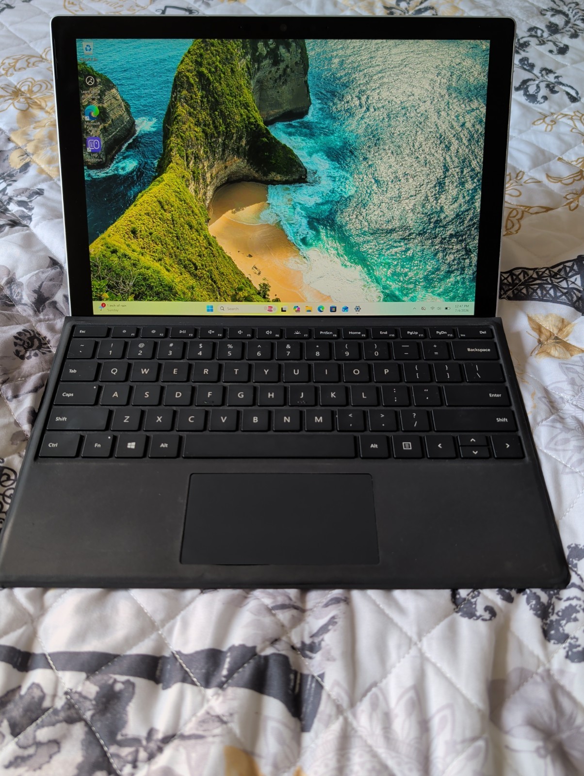 Microsoft Surface Pro 7 Plus 1960 I5-1135G7 2.4GHz, 16GB RAM, 256GB SSD, Win 11.