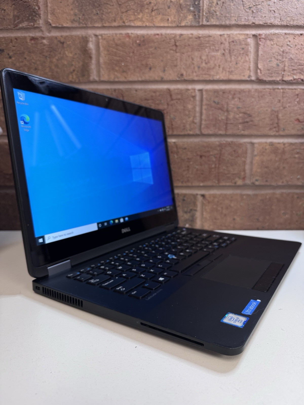 Dell Latitude E7470 TouchScreen QHD | i5 6th 8GB RAM 256GB SSD | Backlit Win 10