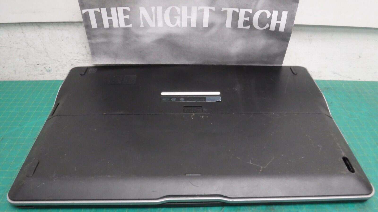 DELL LATITUDE 6430U Intel Core i7-3687U 2.10 GHz 4 GB | No HD/OS | D396mx1