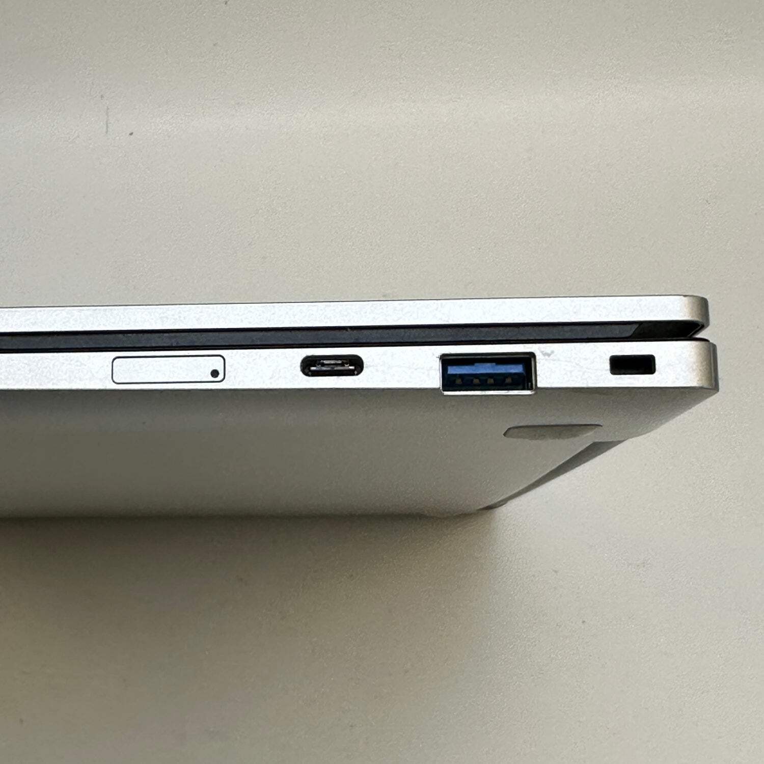 Samsung Galaxy Chromebook Go XE345XDA 14″ Celeron N4500 2.8GHz 4GB RAM 32GB SSD