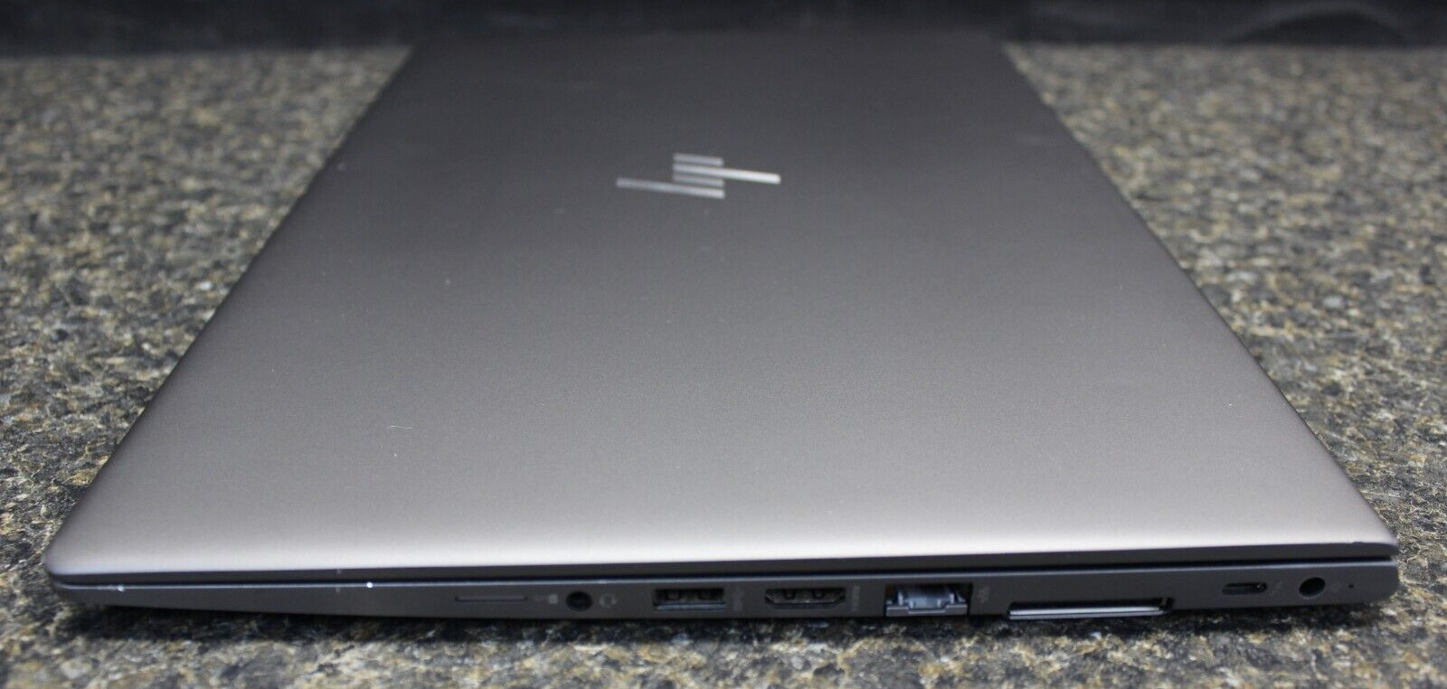 HP ZBook 15UG6 I5-8265U 256GB NvME 16GB DDR4 Win11Pro*See Descrip