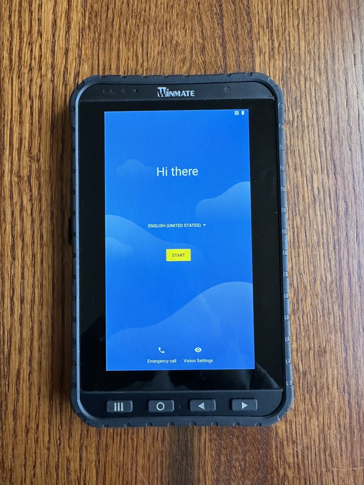 Winmate – M700 Series 7″ Rugget Tablet with Vehicle Docking Mount