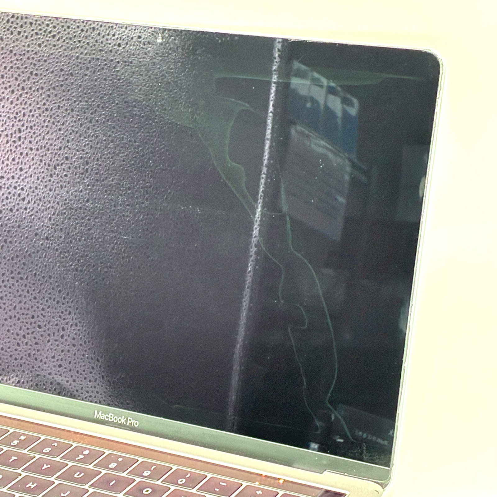 Apple MacBook Pro i5 8GB 256GB A2159 CRACKED SCREEN FOR PARTS ONLY