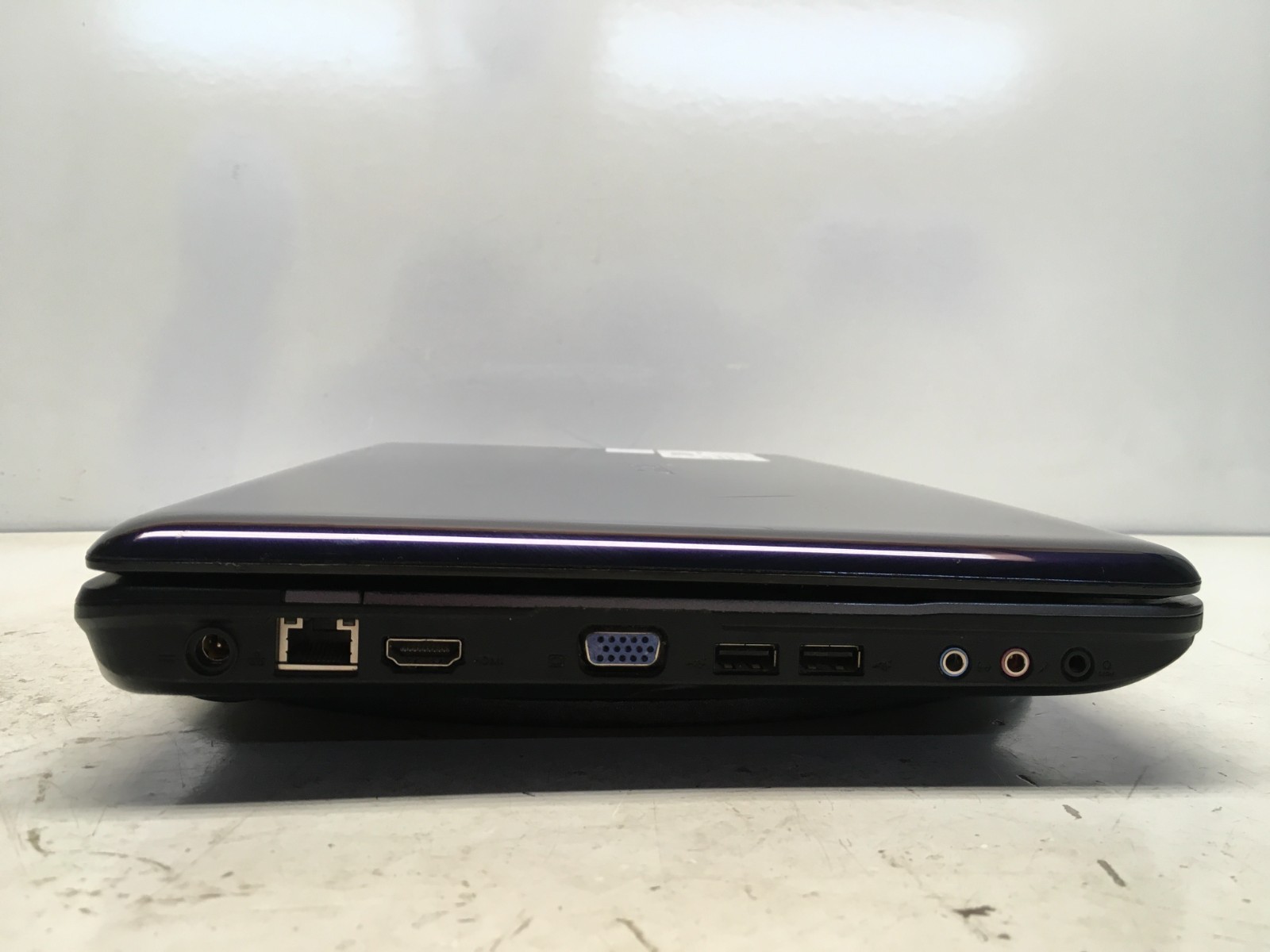 Acer Aspire 5536-5142 AMD Athlon 64 X2 QL-65 2.1GHz No RAM/ HDD/Batt -Parts Only