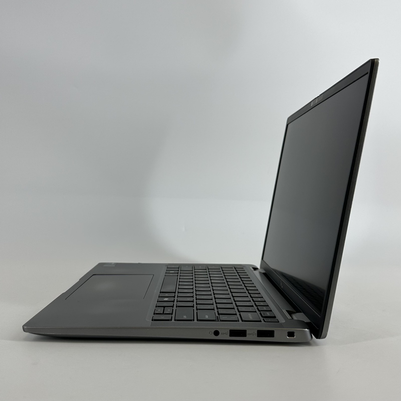 Dell Latitude 7450 14 Gray QHD+ TOUCH 3.8 GHz Ultra 7 165H 32GB 256GB SSD Fair