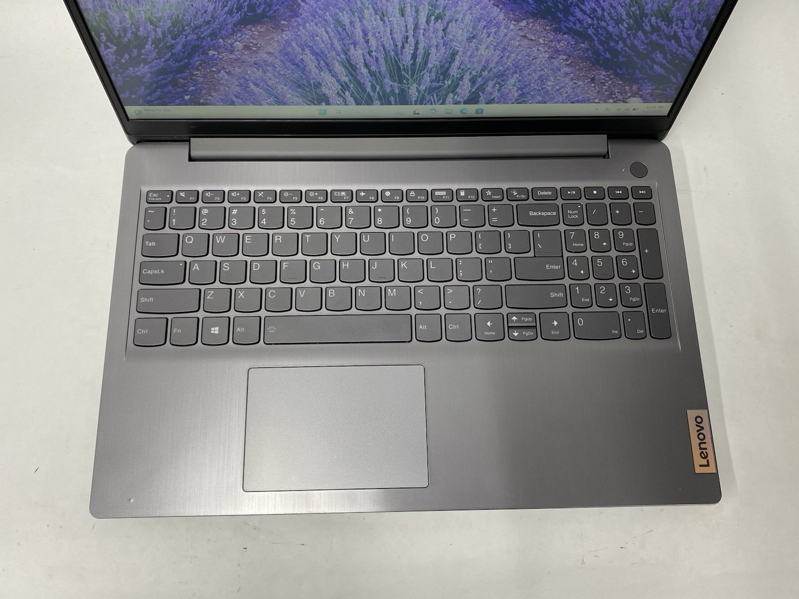 Lenovo Ideapad 3 15ITL6 – Grade B – FHD – i3-1115G4 – 12GB – 256SSD -Win 11 Home