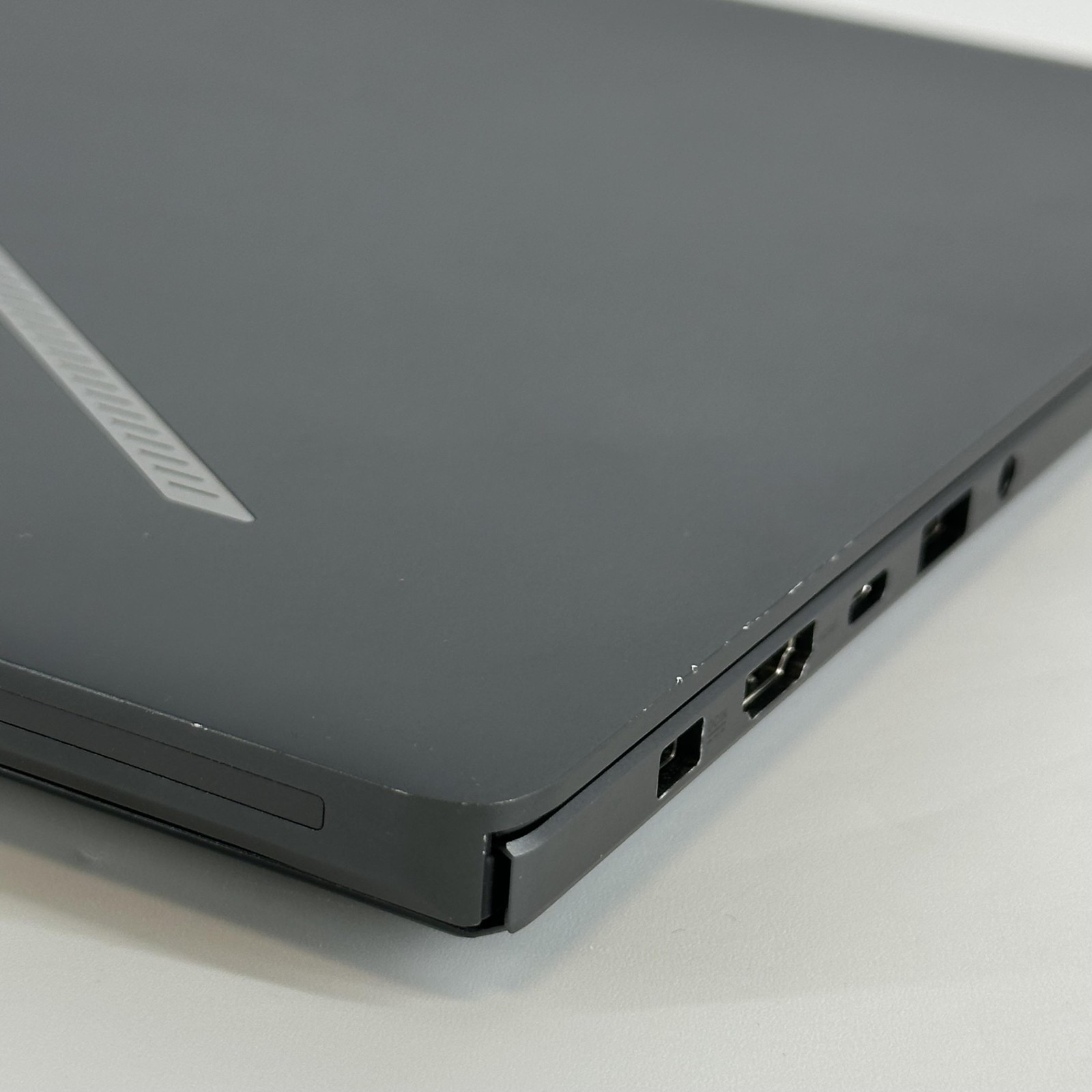 Asus ROG Zephyrus G16 GU605 QHD+ 2.5 GHz Ultra 9 185H 32GB 2TB SSD RTX 4080