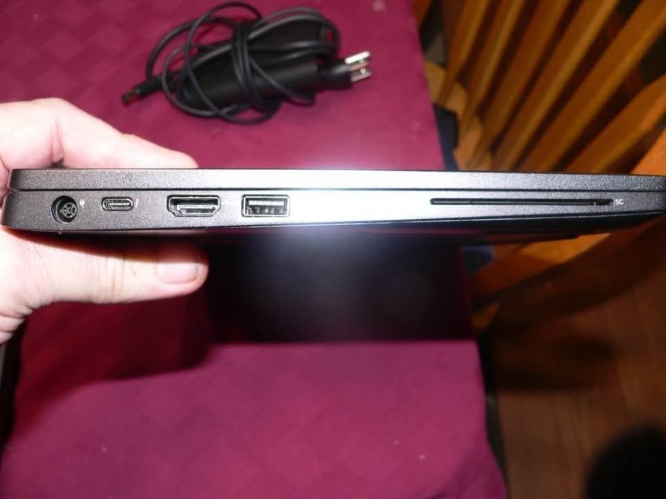 Dell Latitude 5300 2-in-1 Touchscreen Flip Screen Windows 11