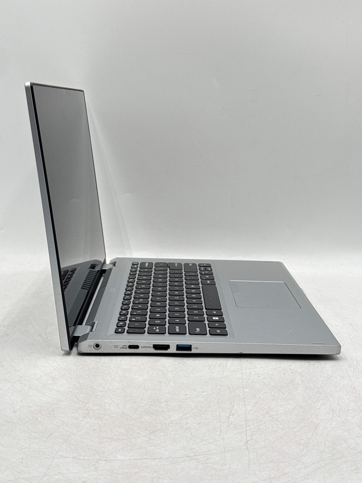 Acer Aspire 3 Spin 14 i3-N305 8GB RAM 256GB SSD 14″ Silver 2-in-1 Laptop