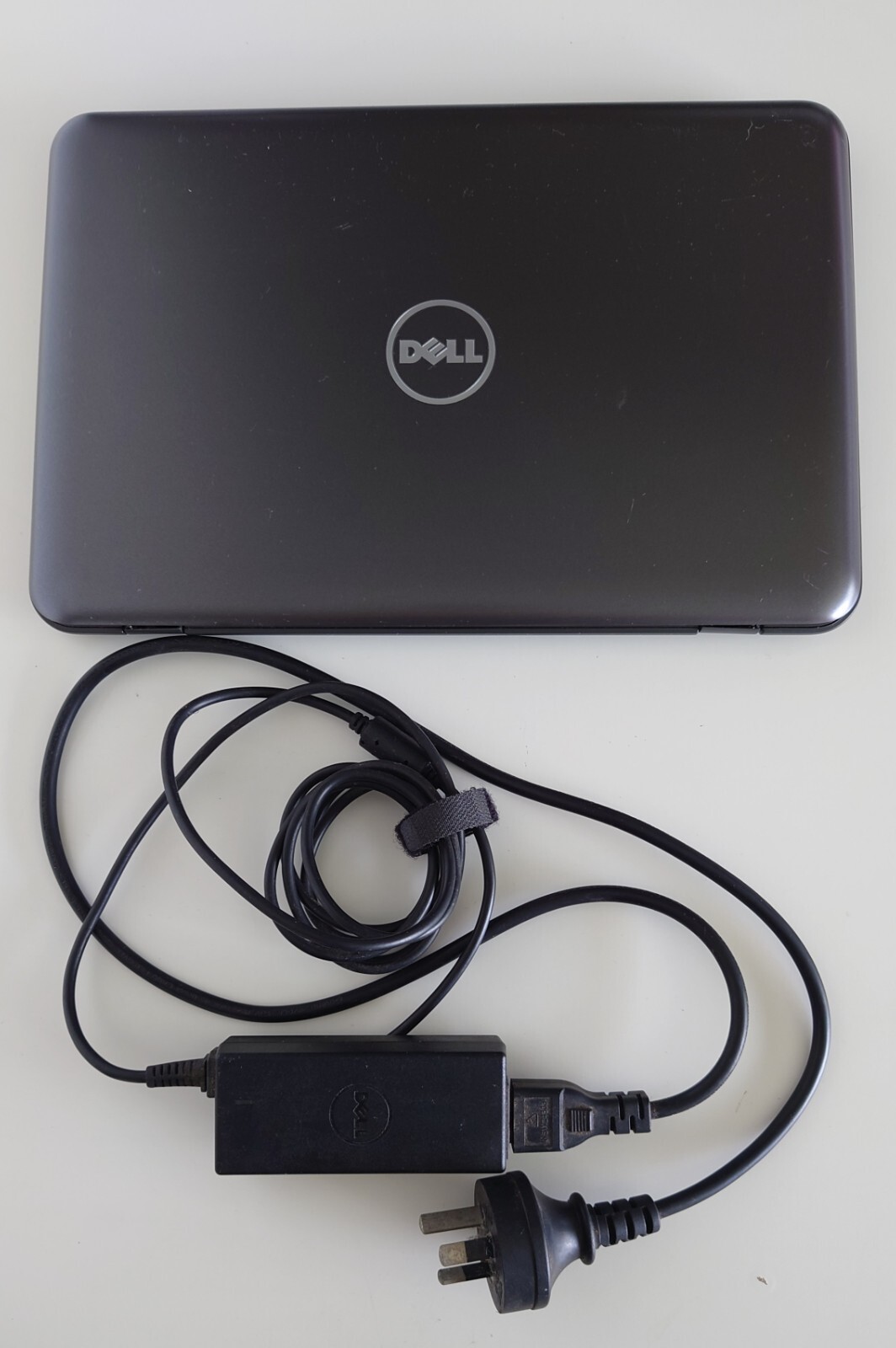 Laptop Dell P24T Inspiron 3180 11.6″ with Charger – Working