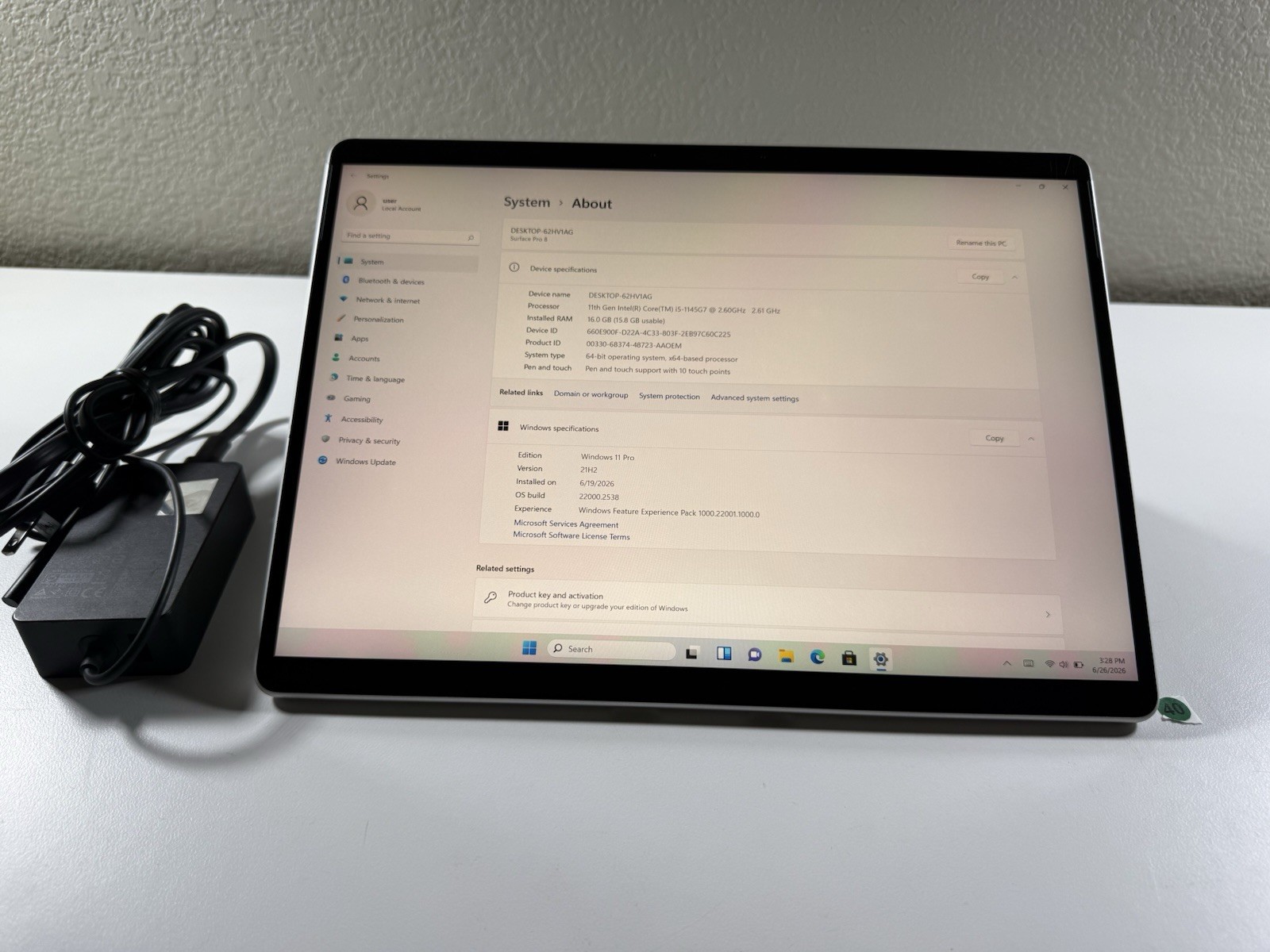 Microsoft Surface Pro 8 (1982) i5-1145G7 – 16GB RAM – 256GB 120Hz – Win 11 Pro