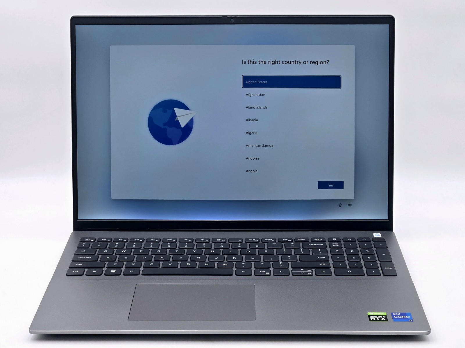 Dell Vostro 16 5630 16″ FHD+ 13TH I7-1360P 1TB SSD 16GB W11P GeForce RTX 2050
