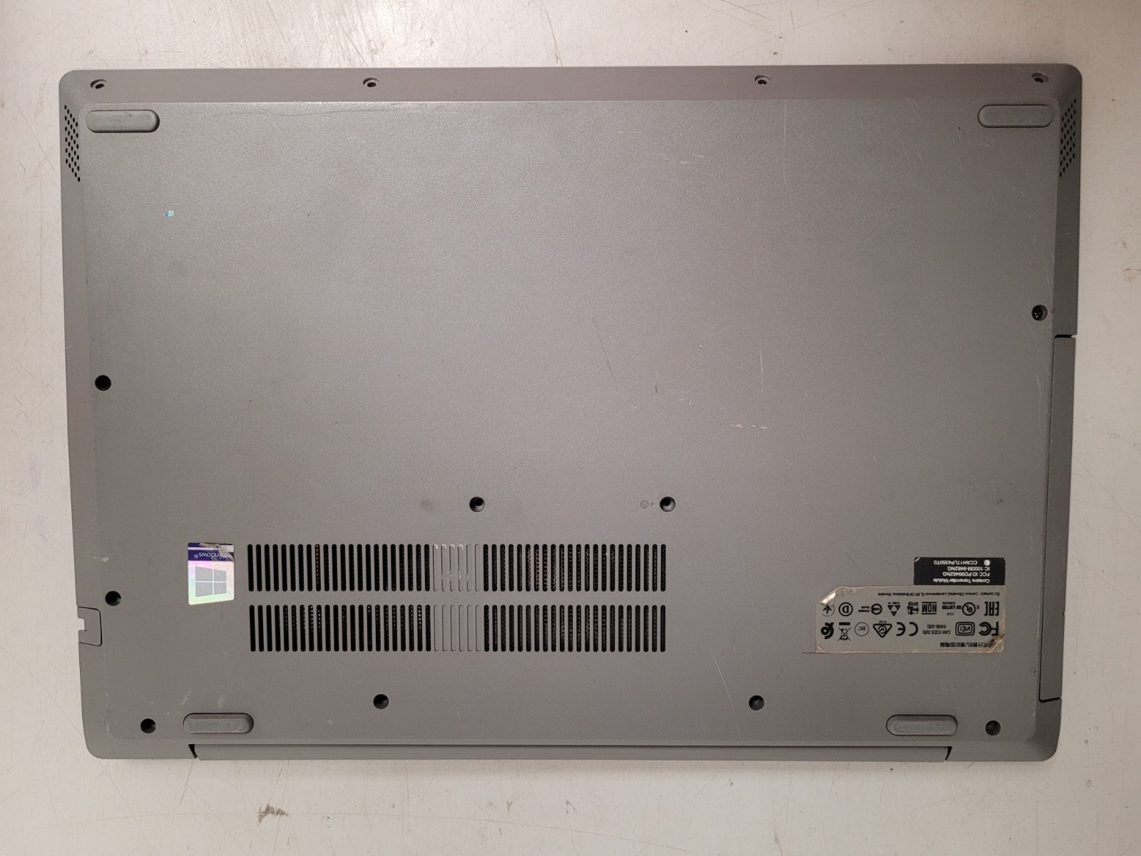 Lenovo ThinkPad L340-15Iwl 15.6″pentium 5405u 2.3ghz 4gb ram 256gb ssd PF1CT35W`