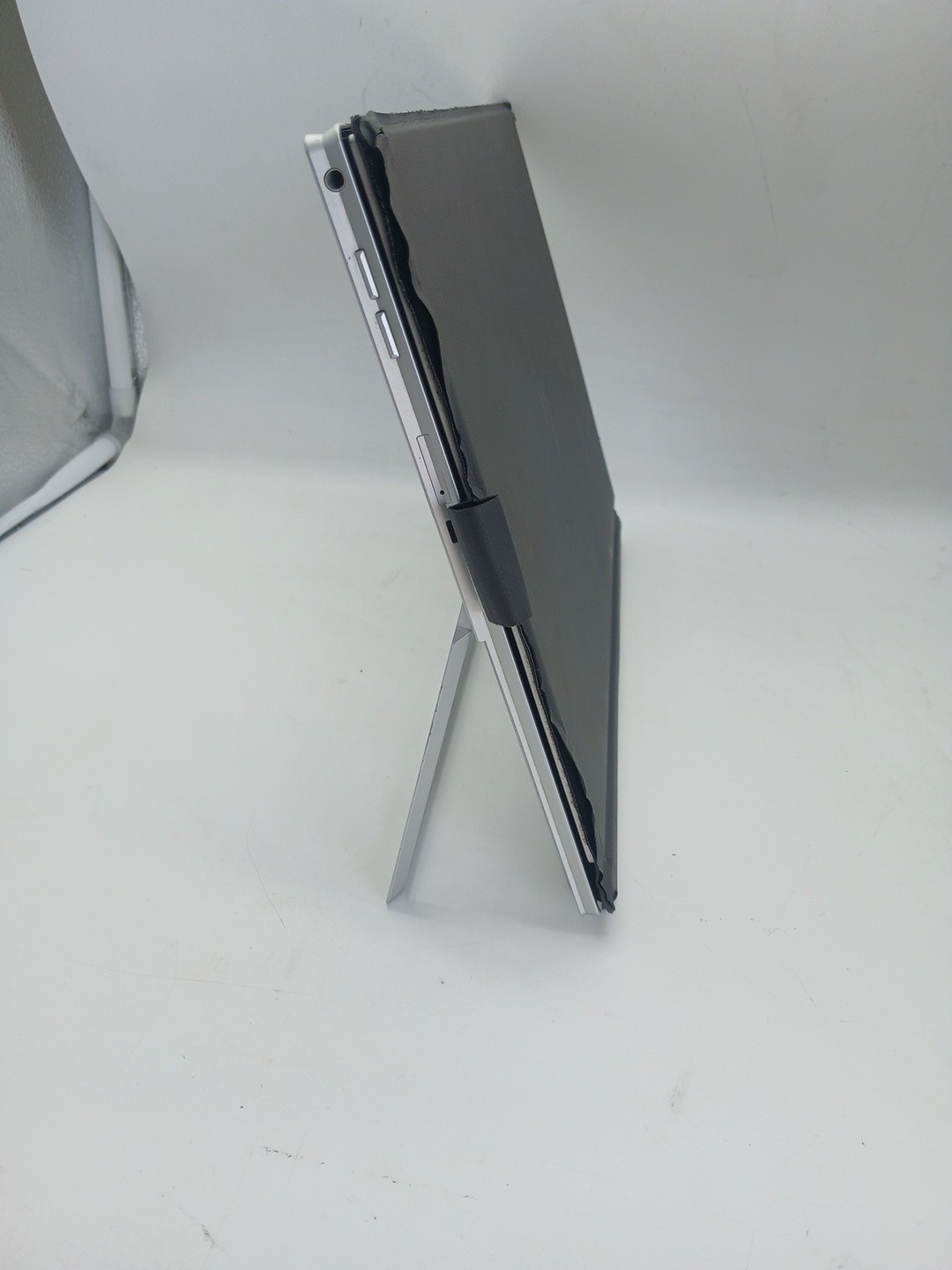 HP ELITE X2 1013 G3 13″ Touch Laptop/Tablet 8GB RAM 256GB SSD Core i7-8650U