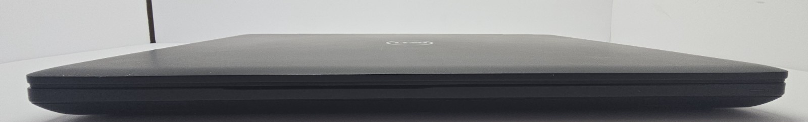 Dell Precision 3520 Laptop 15.6″ i5-7440HQ 8GB 256GB SSD Windows 11 Pro Charger
