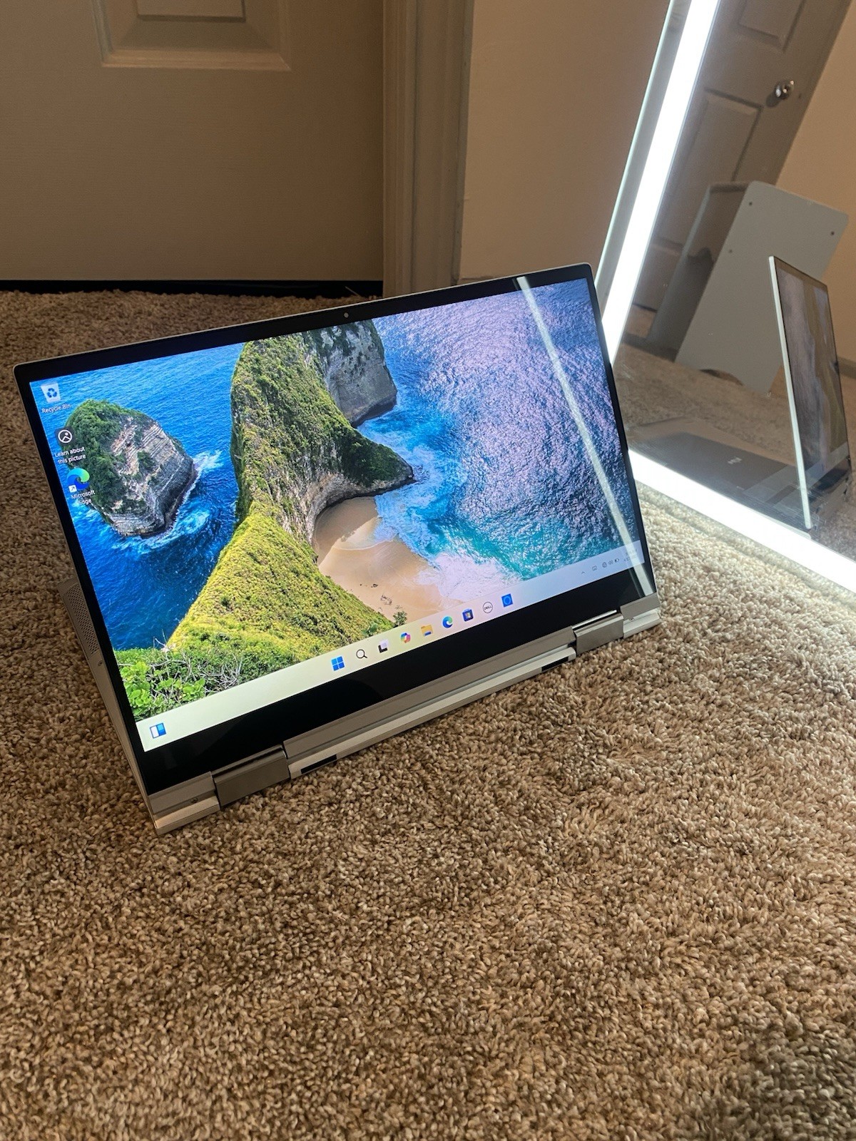 dell inspiron 7506 2-in-1 (Charger included)