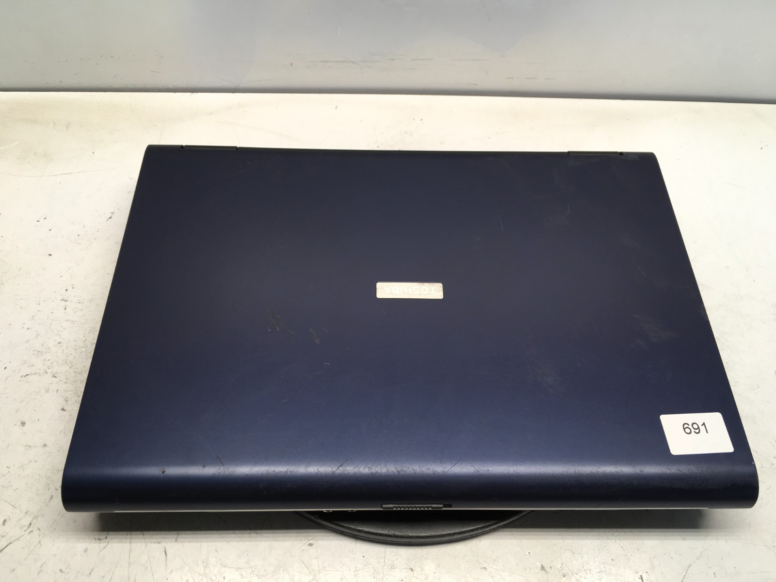Toshiba Satellite M65-S9092 Intel Pentium M 760 2.0GHz 1 GB NO HDD/Battery