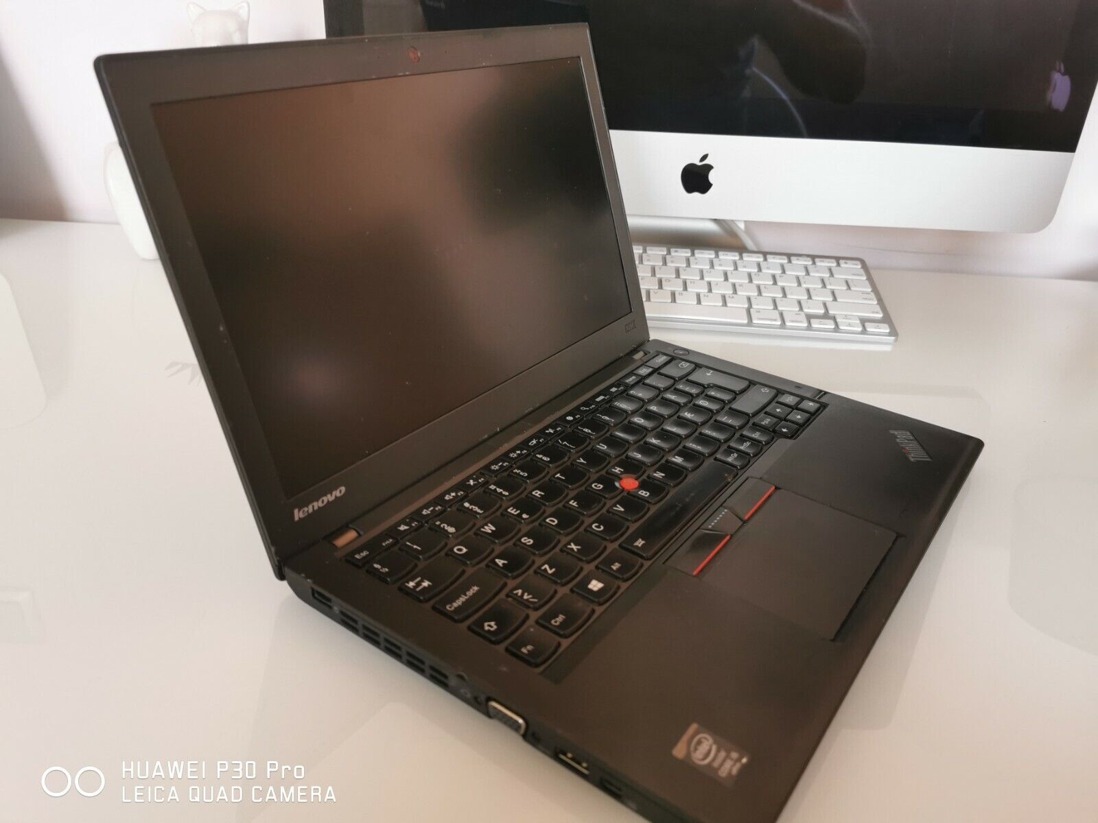 Lenovo ThinkPad X250 Laptop Intel i5-5300U 2.30GHz 4GB RAM 120GB SSD Win 10 Pro