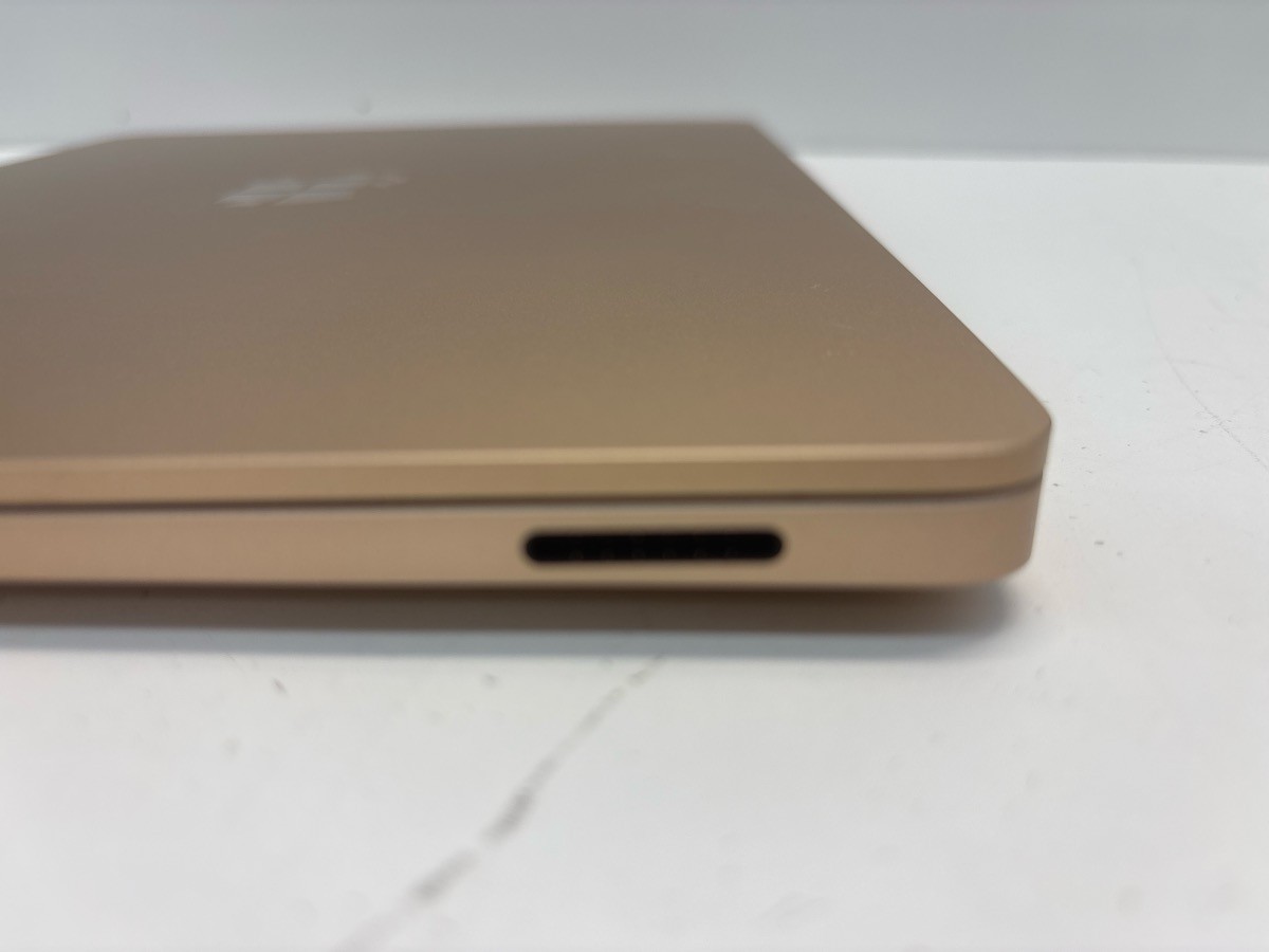 PRE-OWNED MICROSOFT SURFACE LAPTOP 7 2036 WITH CHARGER (P23017458)