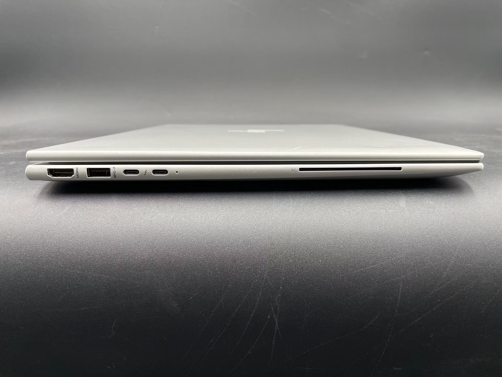 HP EliteBook 860 G9 Used 16″ (i5-1245U-16GB-256GB NVMe)