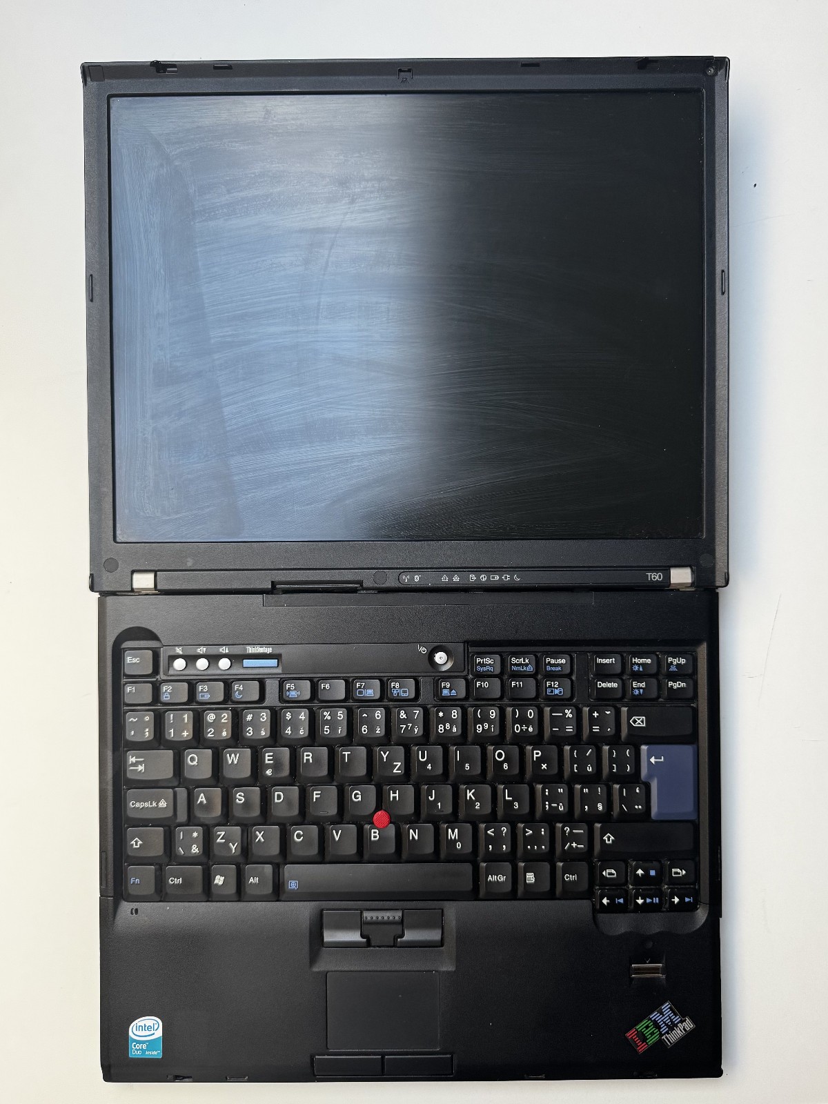 14.1″ Lenovo/IBM ThinkPad T60 – Core 2 Duo T7200 2.0 Ghz, 4 GB RAM, 120 GB SSD